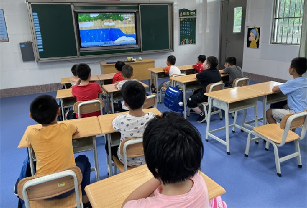 5.放” 一次校级语言文字活动“后面_副本.jpg