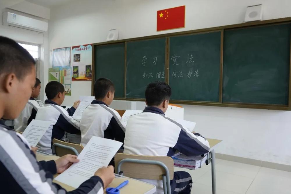 图03.jpg